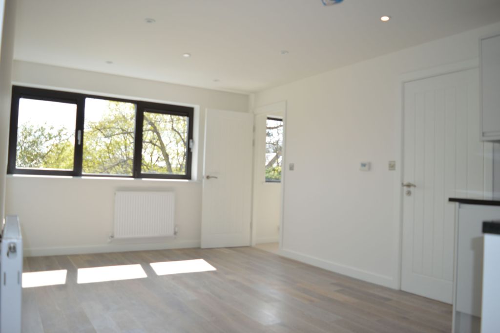 Property photo 3 of 7 Lounge