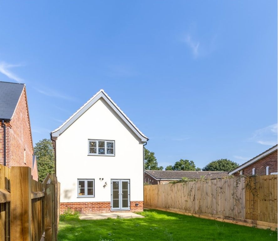 Property photo 2 of 19