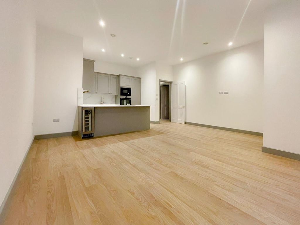 Property photo 1 of 9 Kitchen-Living (iii).Jpg