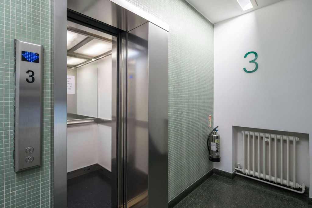 Property photo 3 of 5