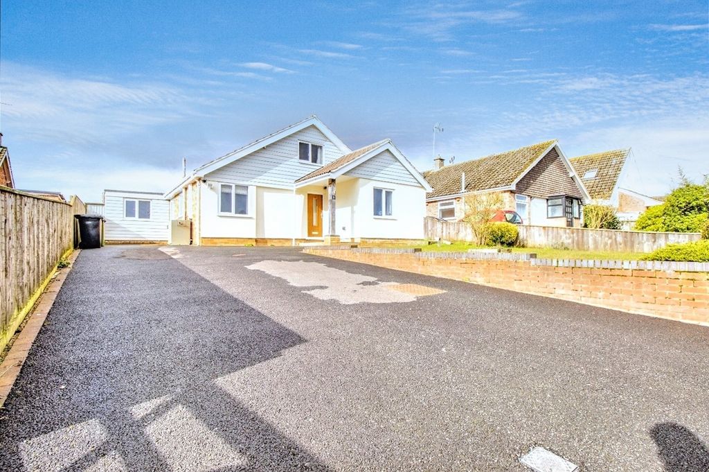 Property photo 1 of 28 4001473
