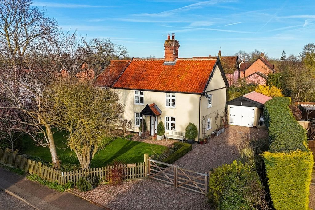 Property photo 1 of 42