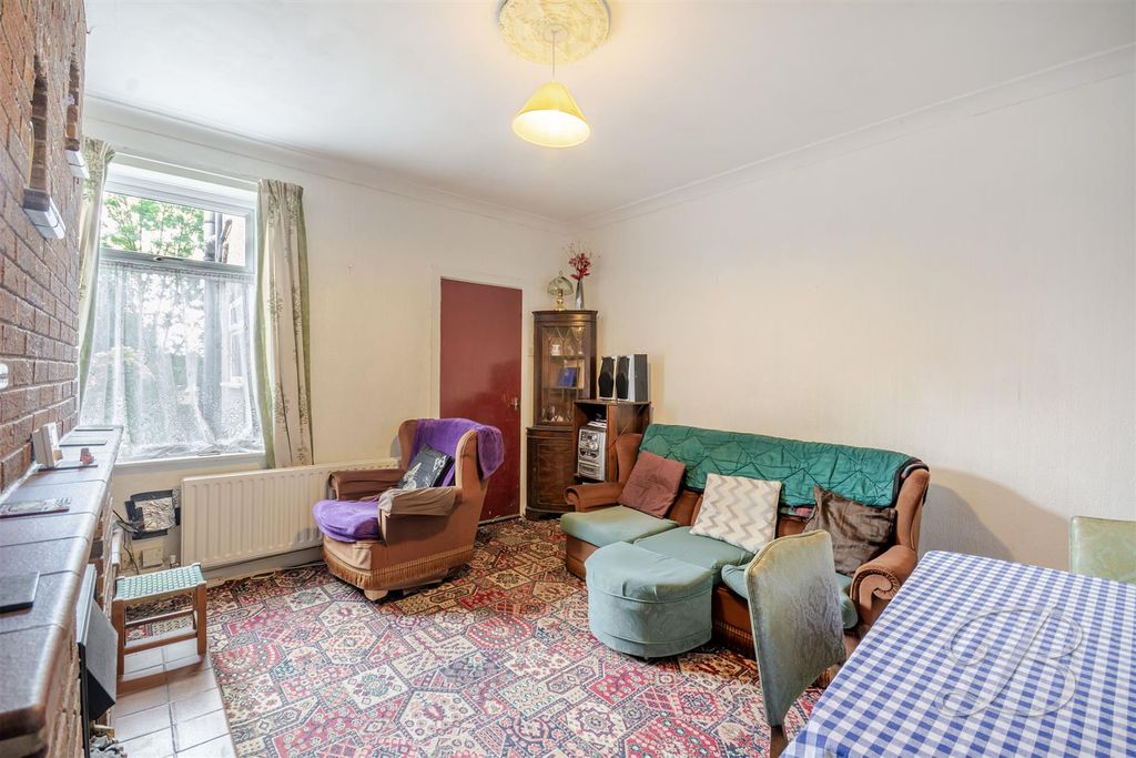 Property photo 3 of 18 Ccltd-14.Jpg