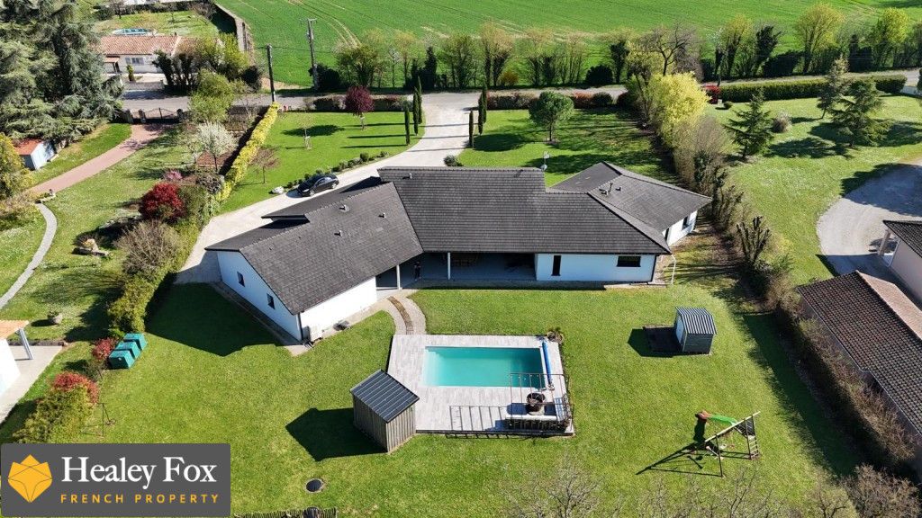 Property photo 2 of 32 1Df02Fa8-E402-4F5F-B19B-8Df39E08584c6A43Cf5c224ce