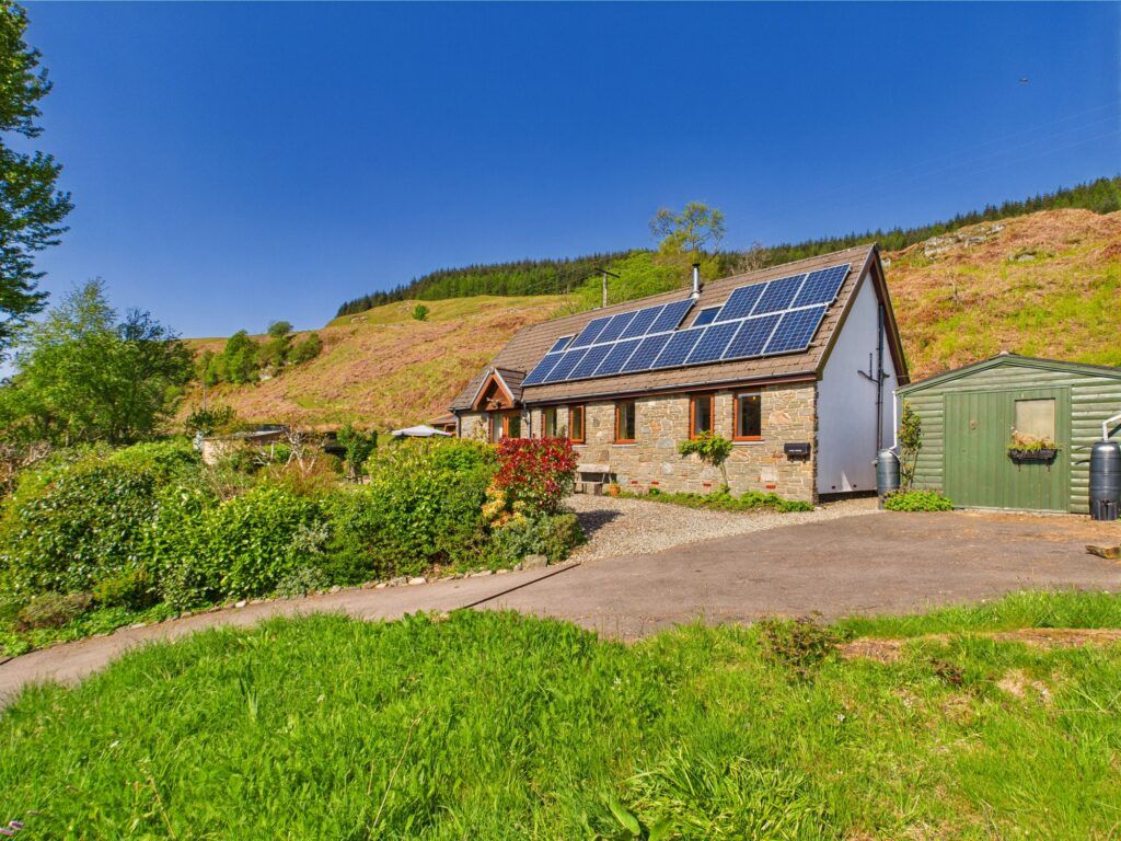 Property photo 1 of 36