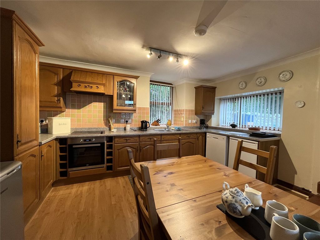 Property photo 3 of 20 Picture No. 05