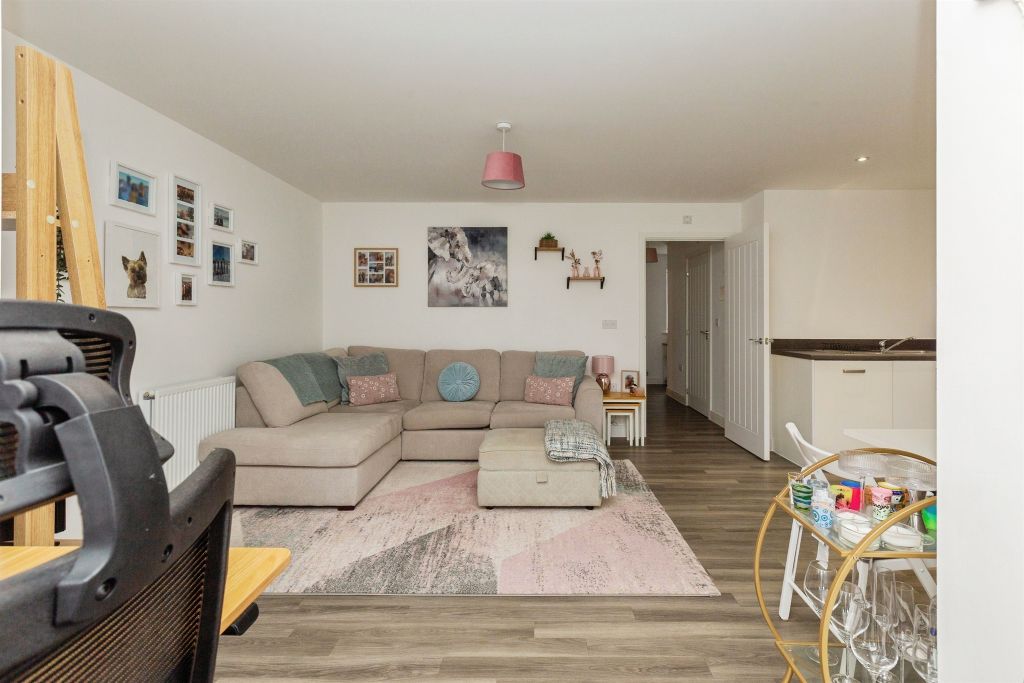 Property photo 3 of 19