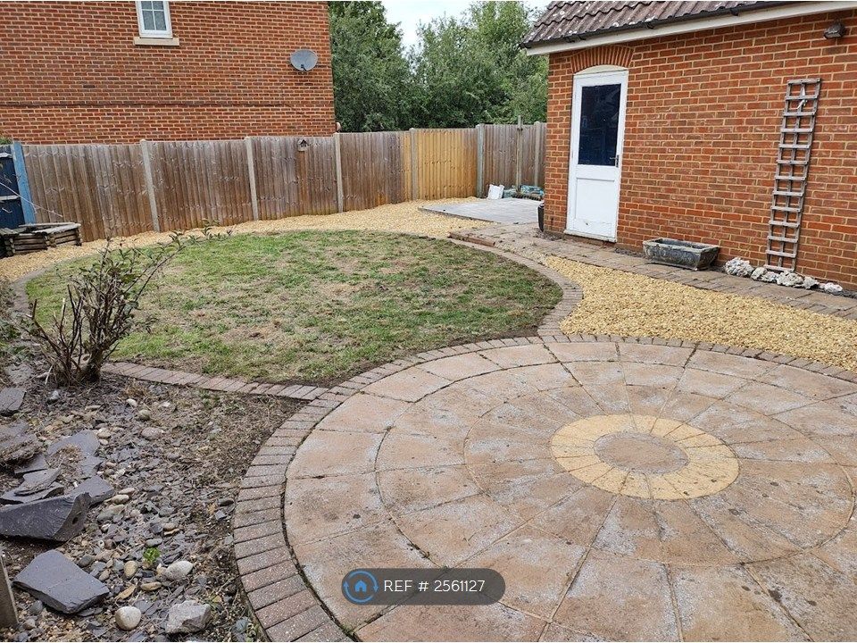 Property photo 3 of 9
