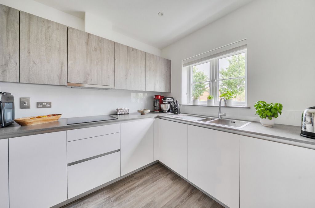 Property photo 3 of 25 1472337-1-6A26c29...