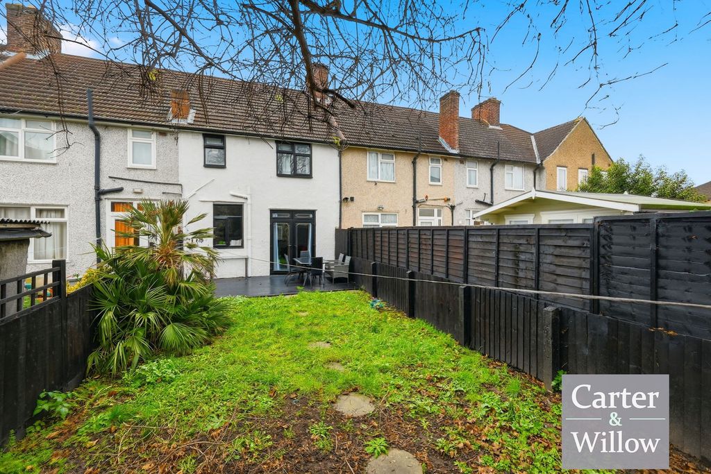 Property photo 2 of 14