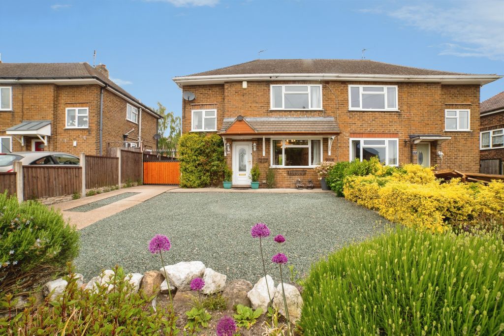Property photo 1 of 33