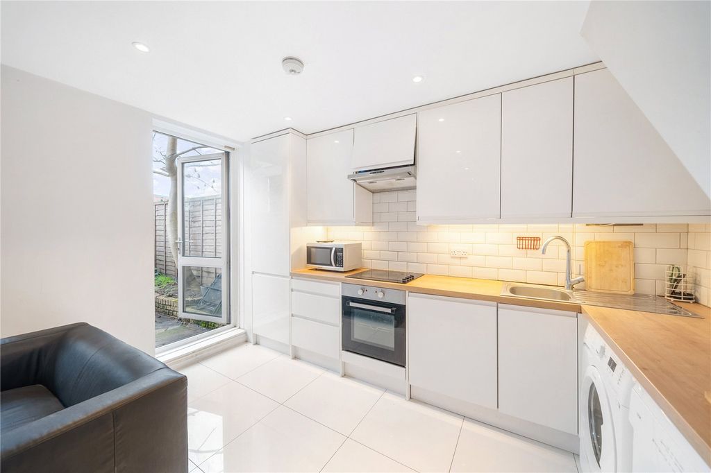 Property photo 3 of 13 Picture No. 09