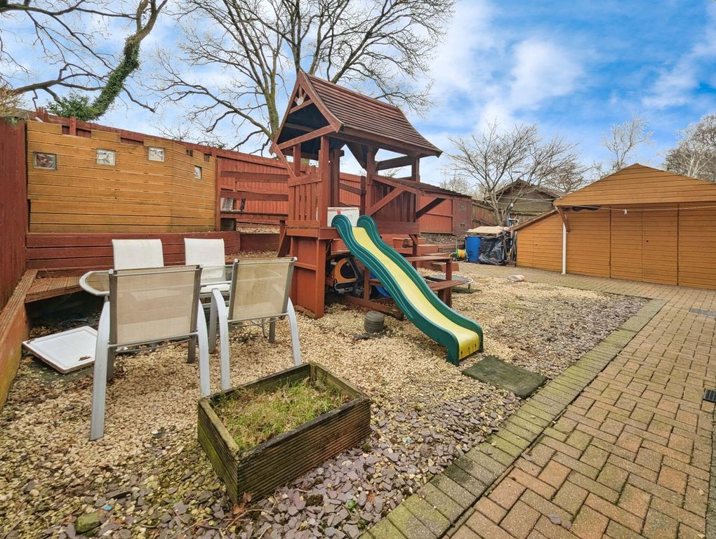 Additional image 6 of 5 bed detached house for saleClos Cae Pwll, Treharris CF46