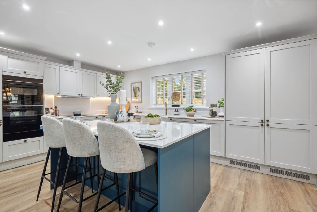 Property photo 3 of 10 2