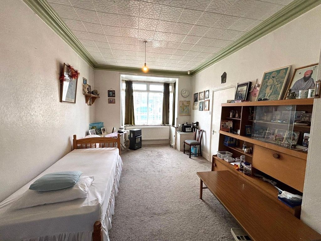 Property photo 3 of 17 Picture No. 14