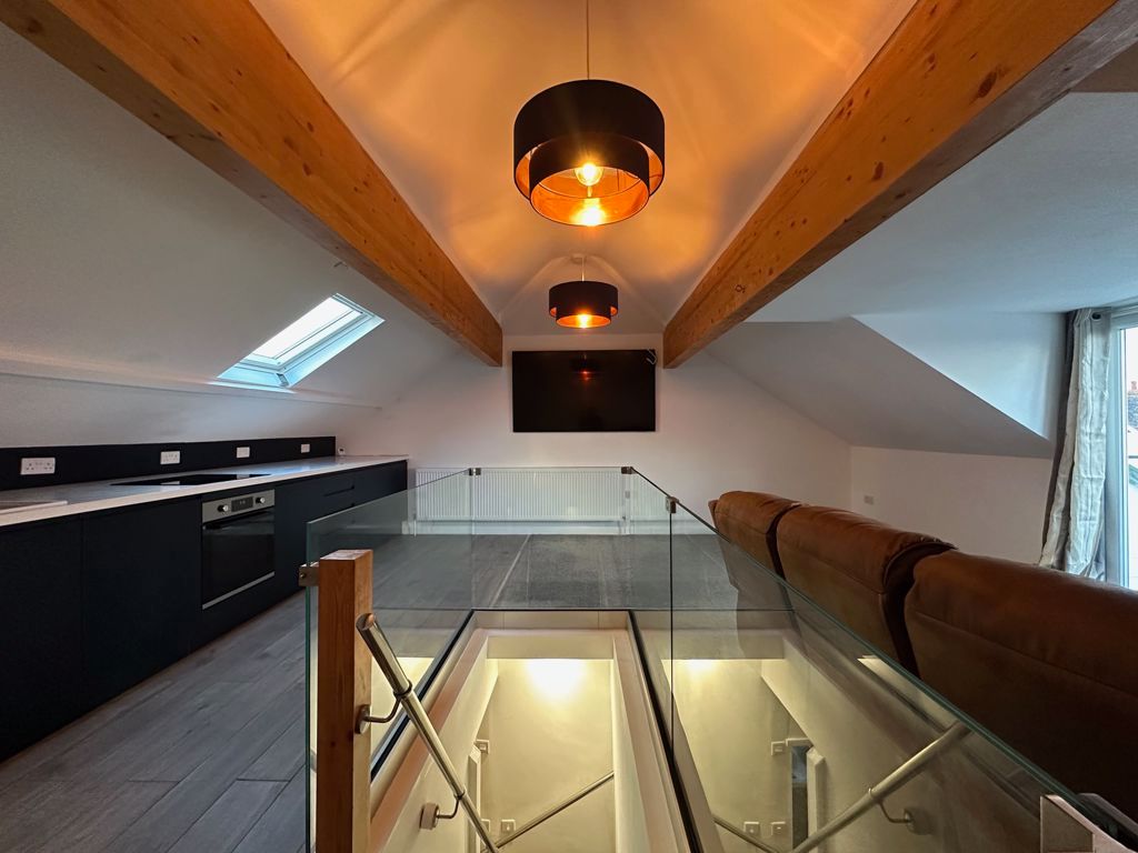 Property photo 2 of 9 Photo 9