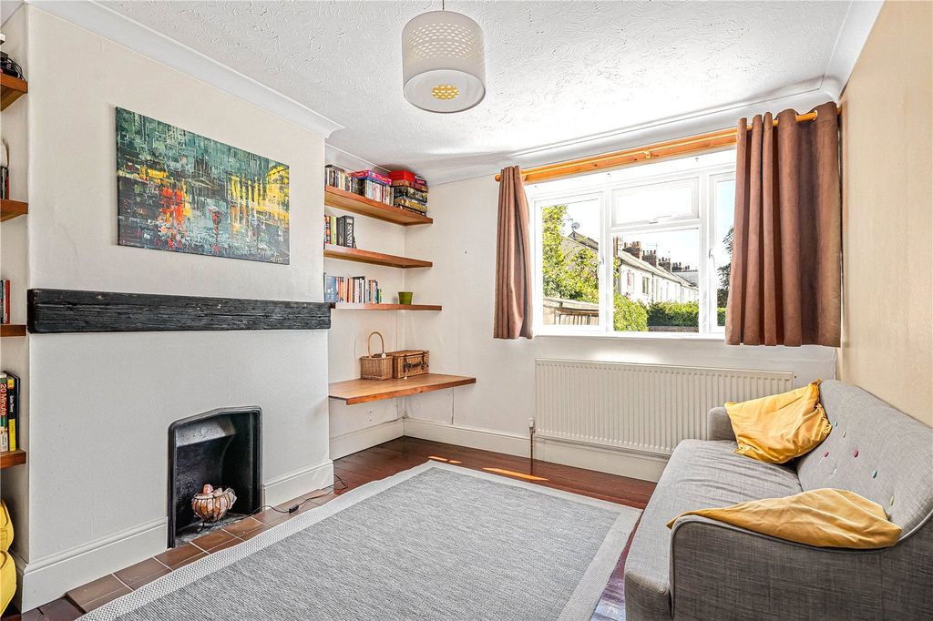 Property photo 3 of 19 Picture No. 24