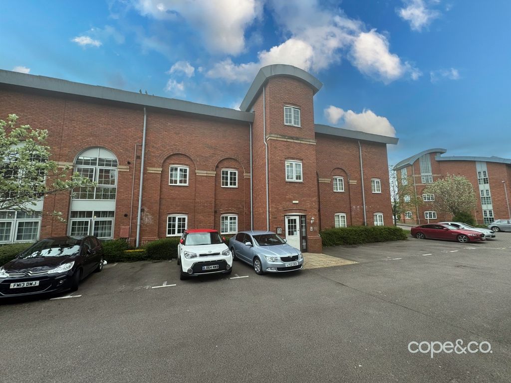 Property photo 1 of 7 3338310