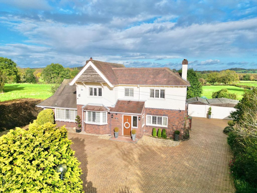 Property photo 1 of 34