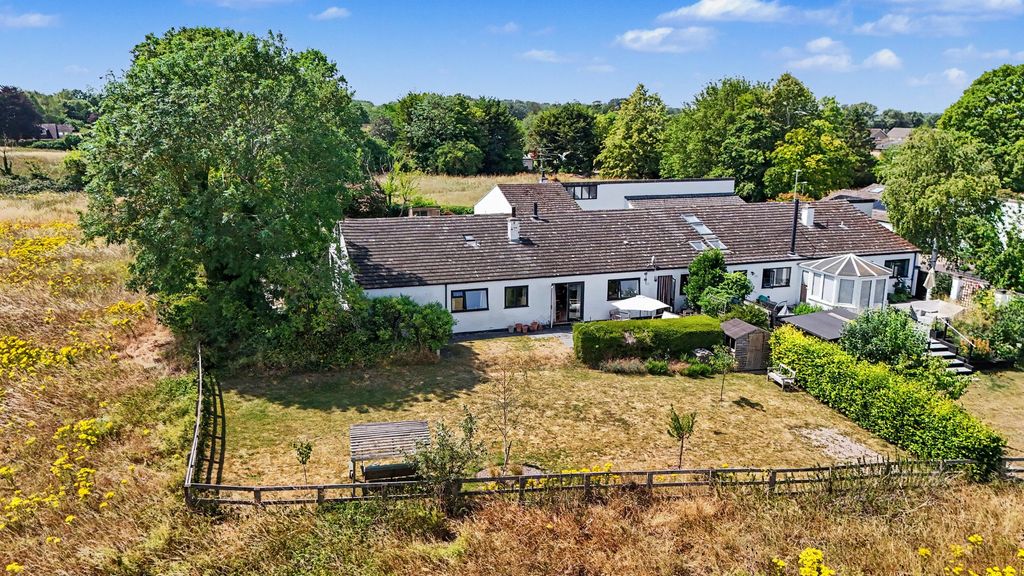 Property photo 1 of 25