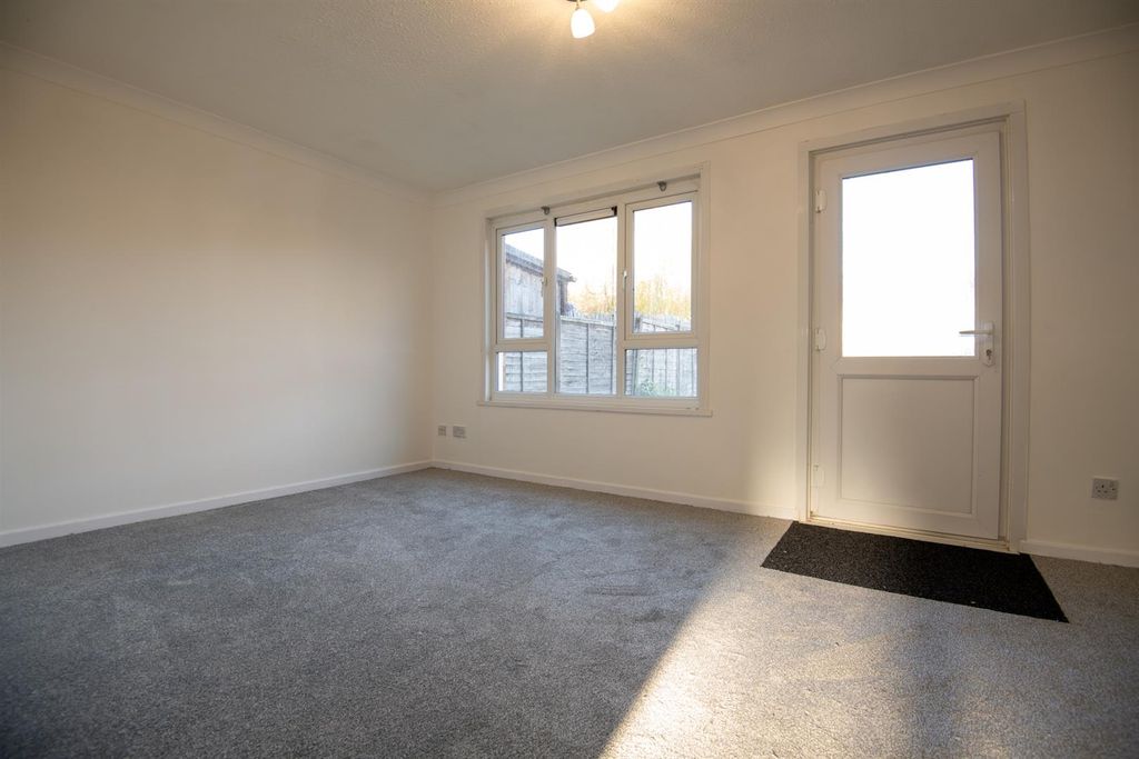 Property photo 2 of 12 Dsc_4571.Jpg