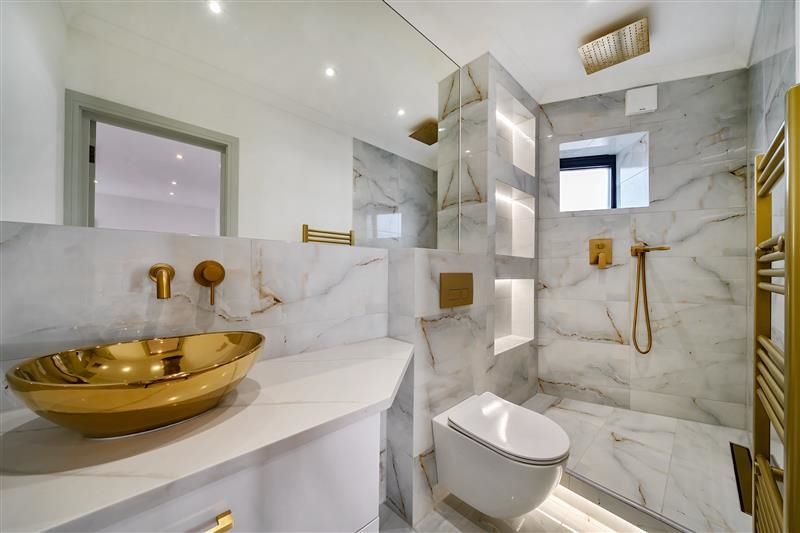 Property photo 1 of 15 1215250 (10)