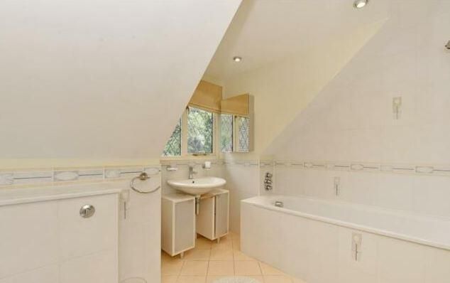 Property photo 1 of 5 Sitting Room