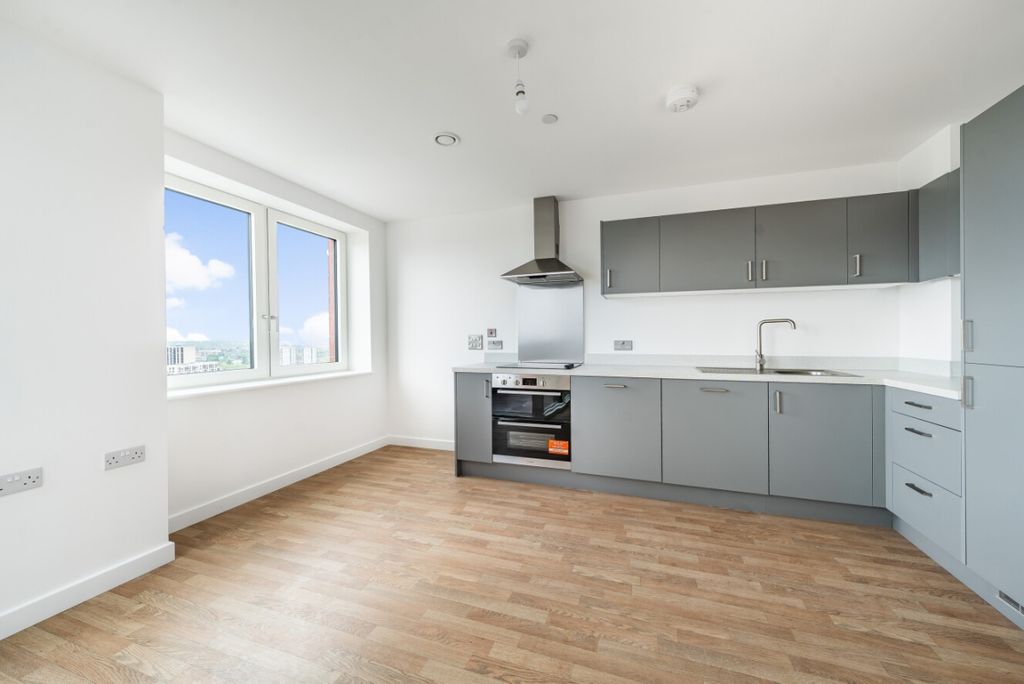 Property photo 3 of 15 1129903 (3)