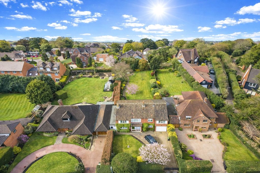 Property photo 1 of 38 Picture No. 34