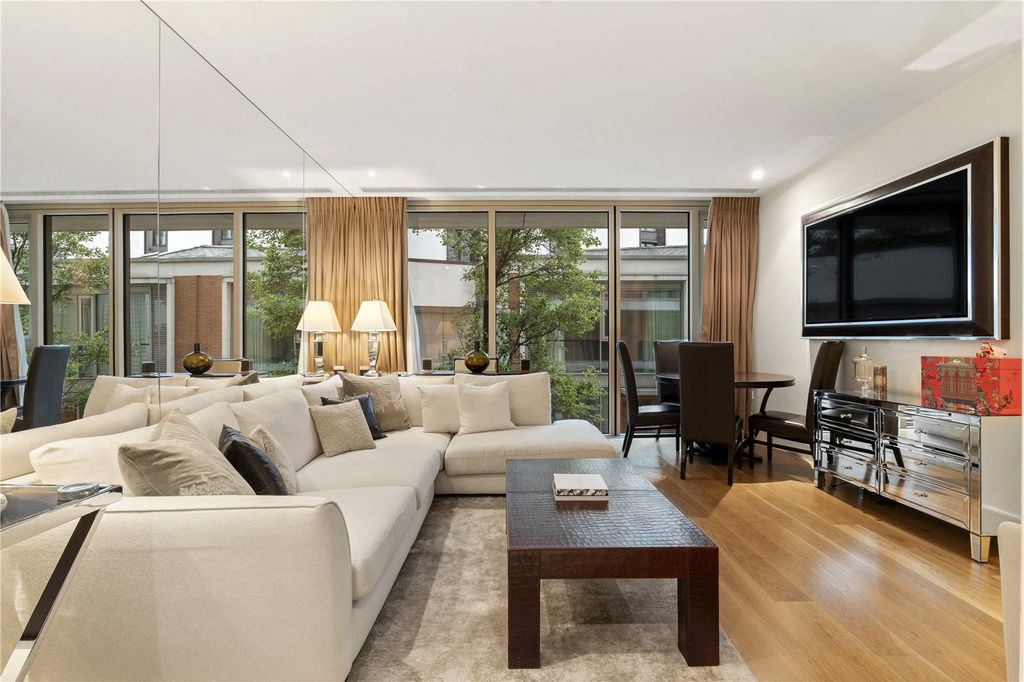 Property photo 1 of 10 Reception Room