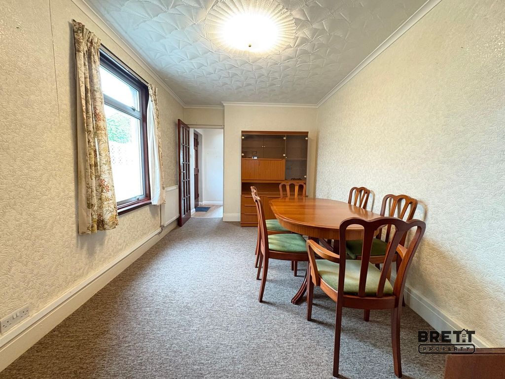 Property photo 3 of 13 Not Specified