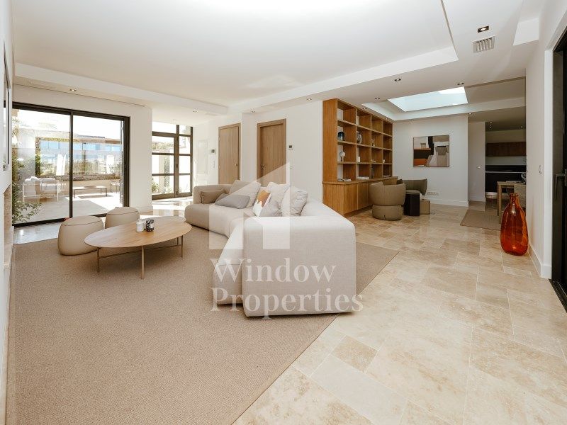 Property photo 2 of 57