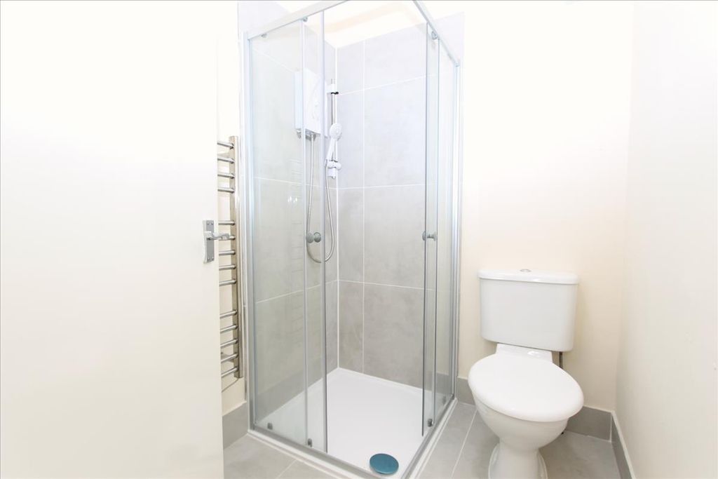 Property photo 3 of 3