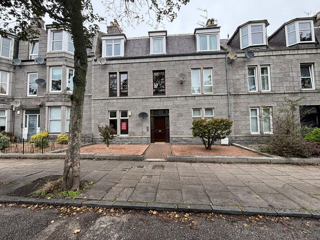 Property photo 1 of 11 1