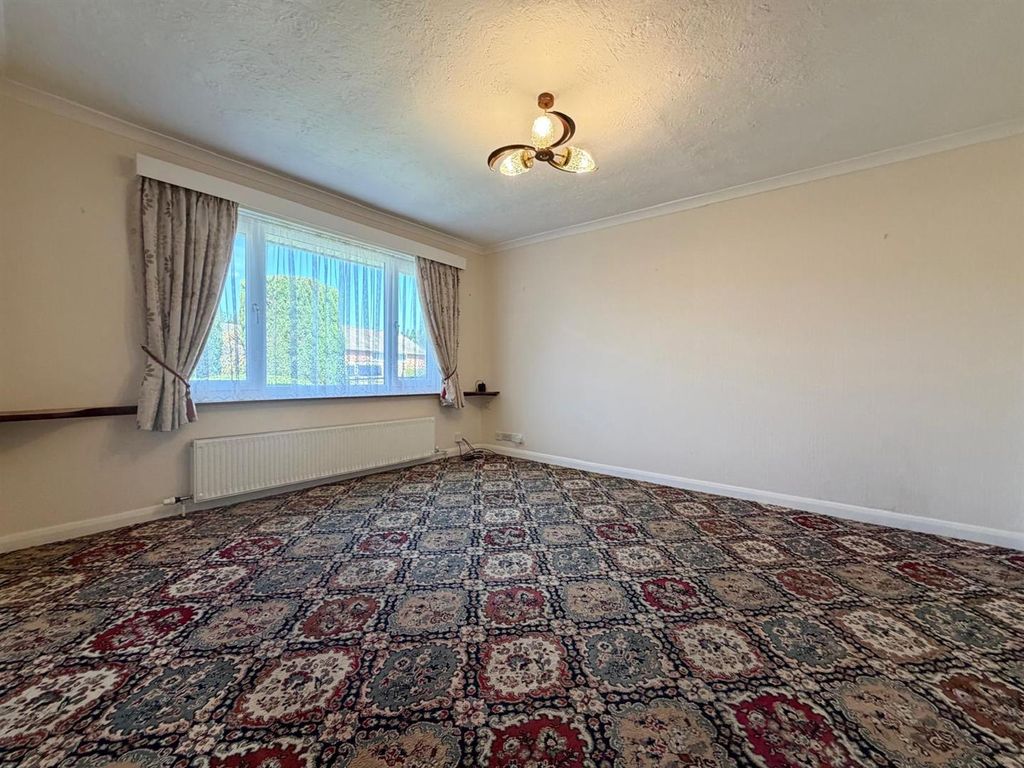 Property photo 3 of 23