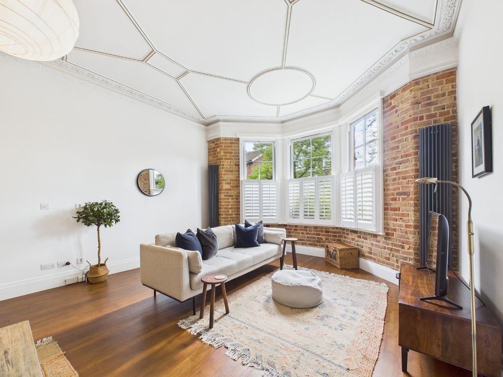 Property photo 1 of 17 4018402