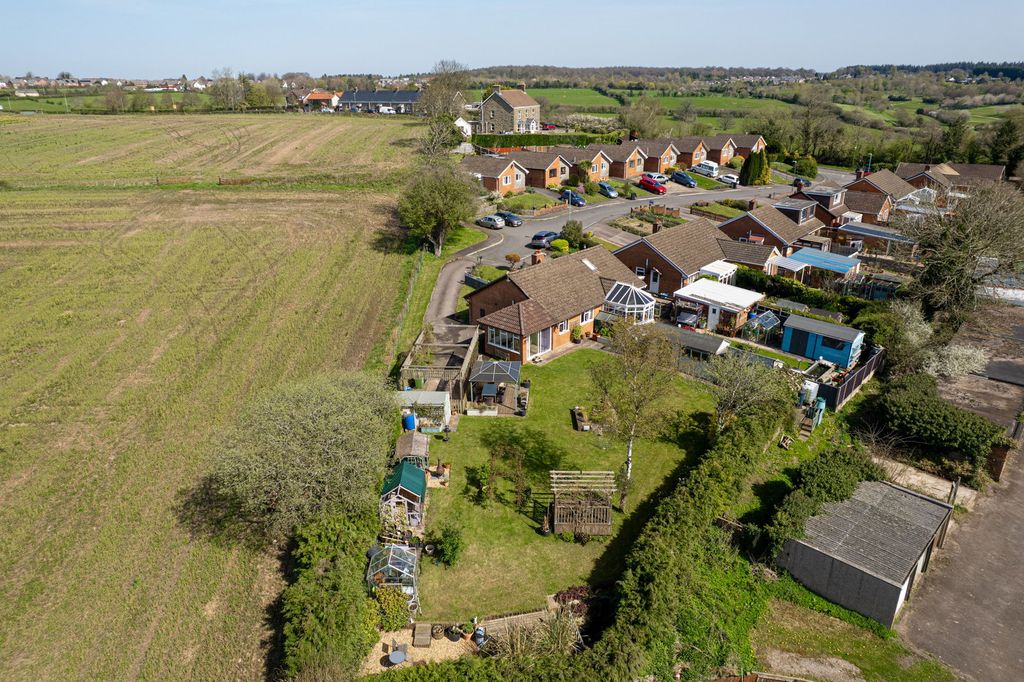 Property photo 2 of 14