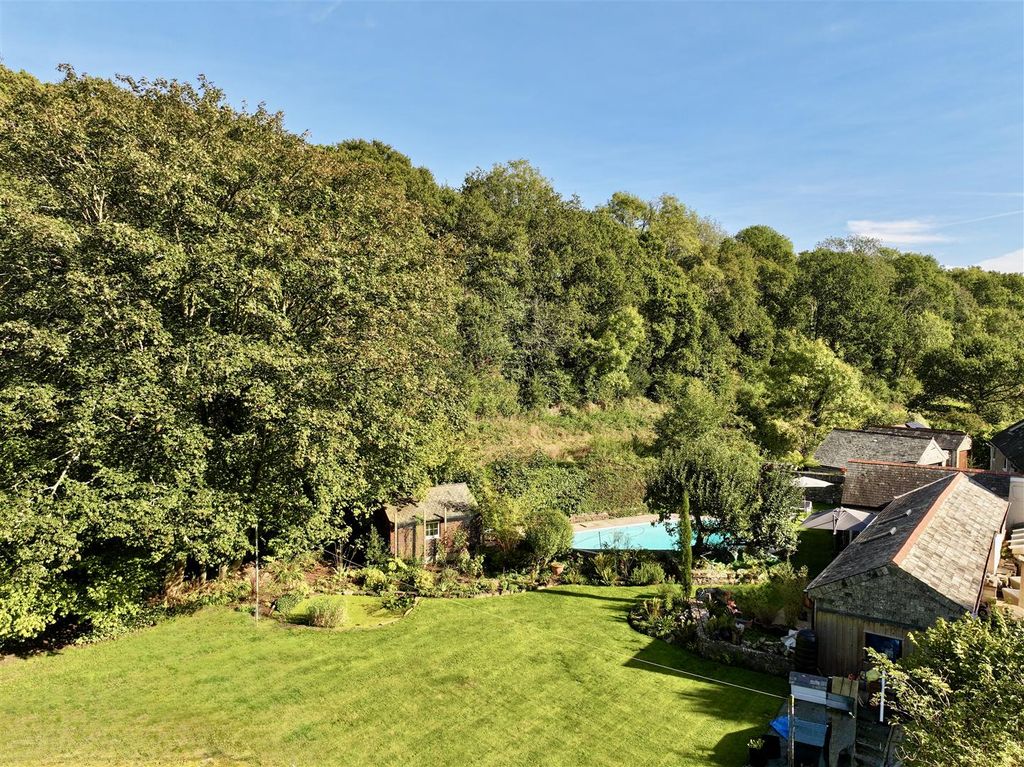 Property photo 2 of 46 Dji_Fly_20260924_143602_0014_1790334926641_Photo.J