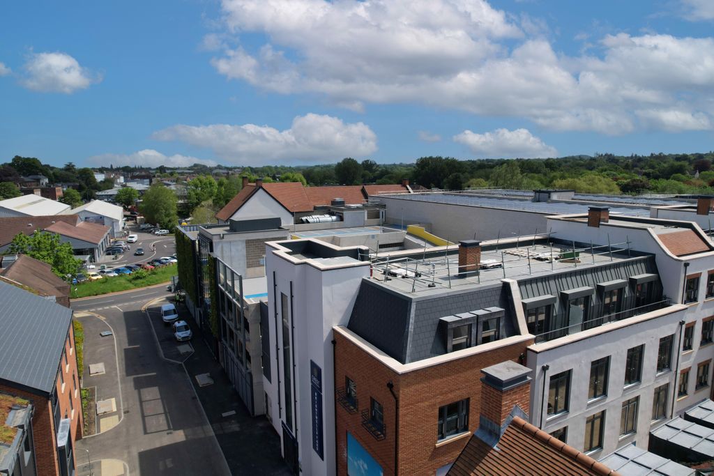 Property photo 1 of 11 Photo 6