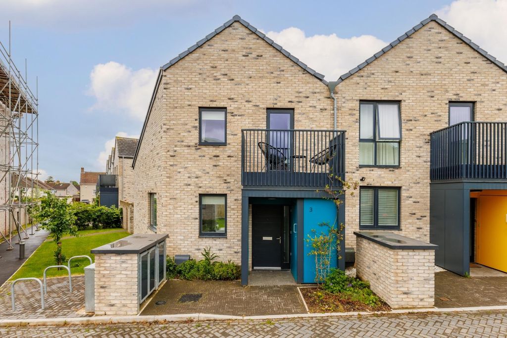 Property photo 2 of 34 3 Green Lane New Ext-1.Jpg