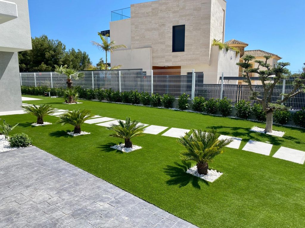 Property photo 3 of 39