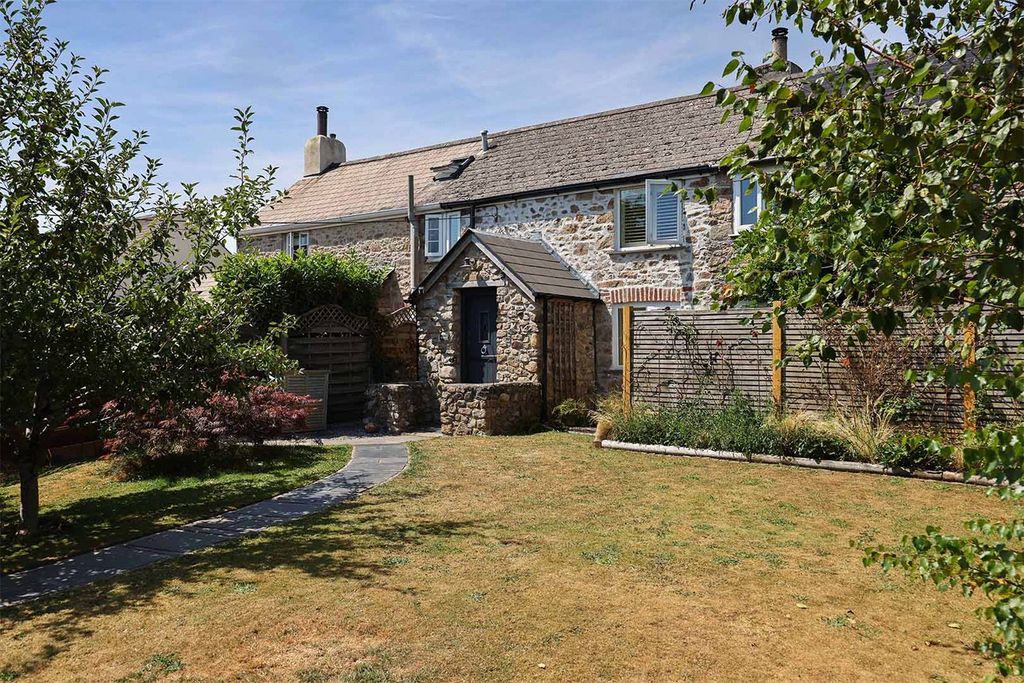 Property photo 1 of 31 Picture No. 03
