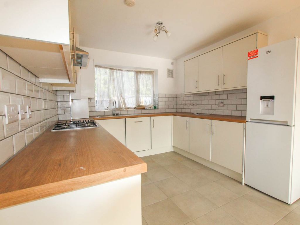 Property photo 3 of 17 Img_8890