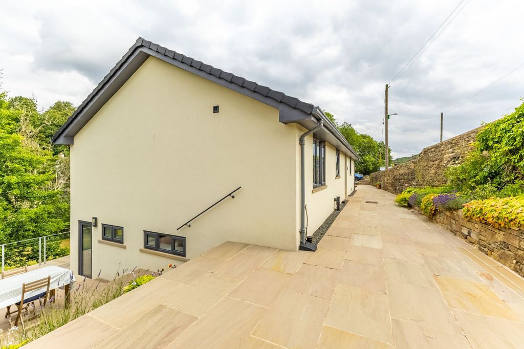Dobb Lane, Hinchliffe Mill, Holmfirth HD9, 4 bed detached house for ...
