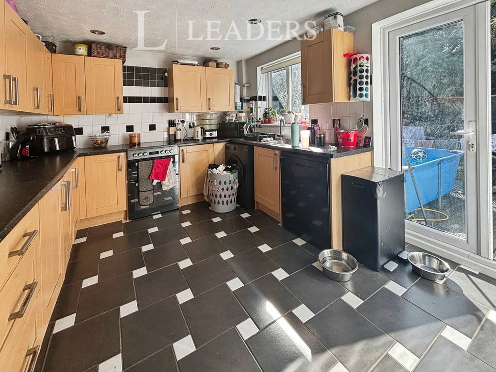 Property photo 2 of 8 Pbox-Img.Jpg