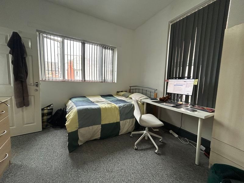 Property photo 2 of 10 Photo 9