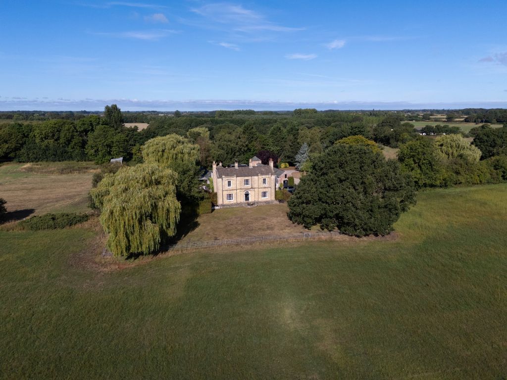 Property photo 1 of 28 Aerial View