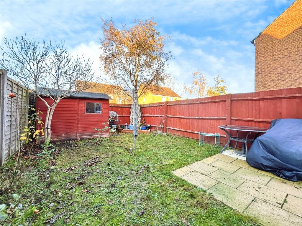 Property photo 2 of 19 Picture No. 30