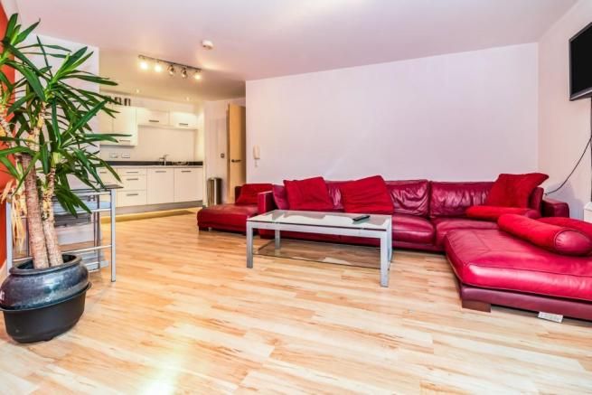 Property photo 1 of 6