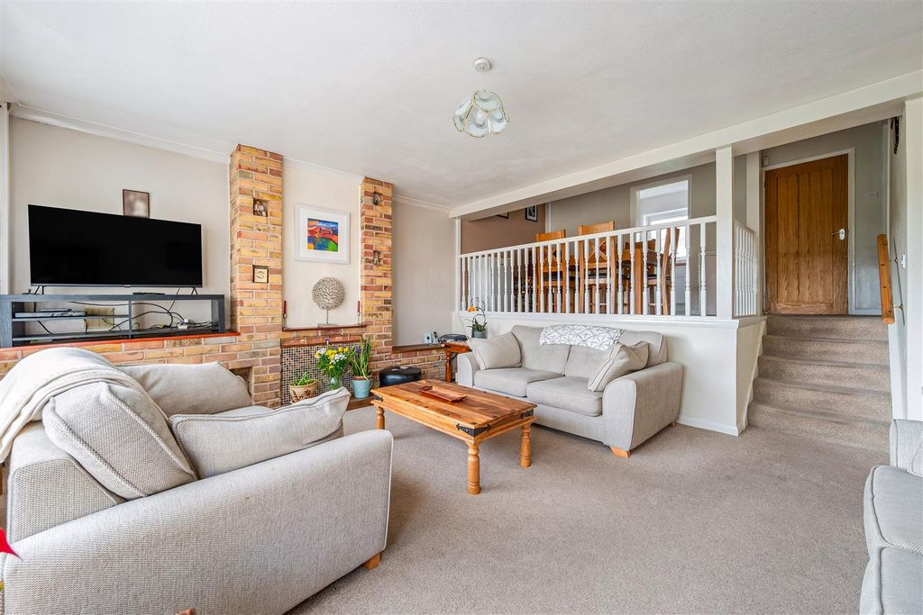 Property photo 2 of 22 Living Room 3.Jpg